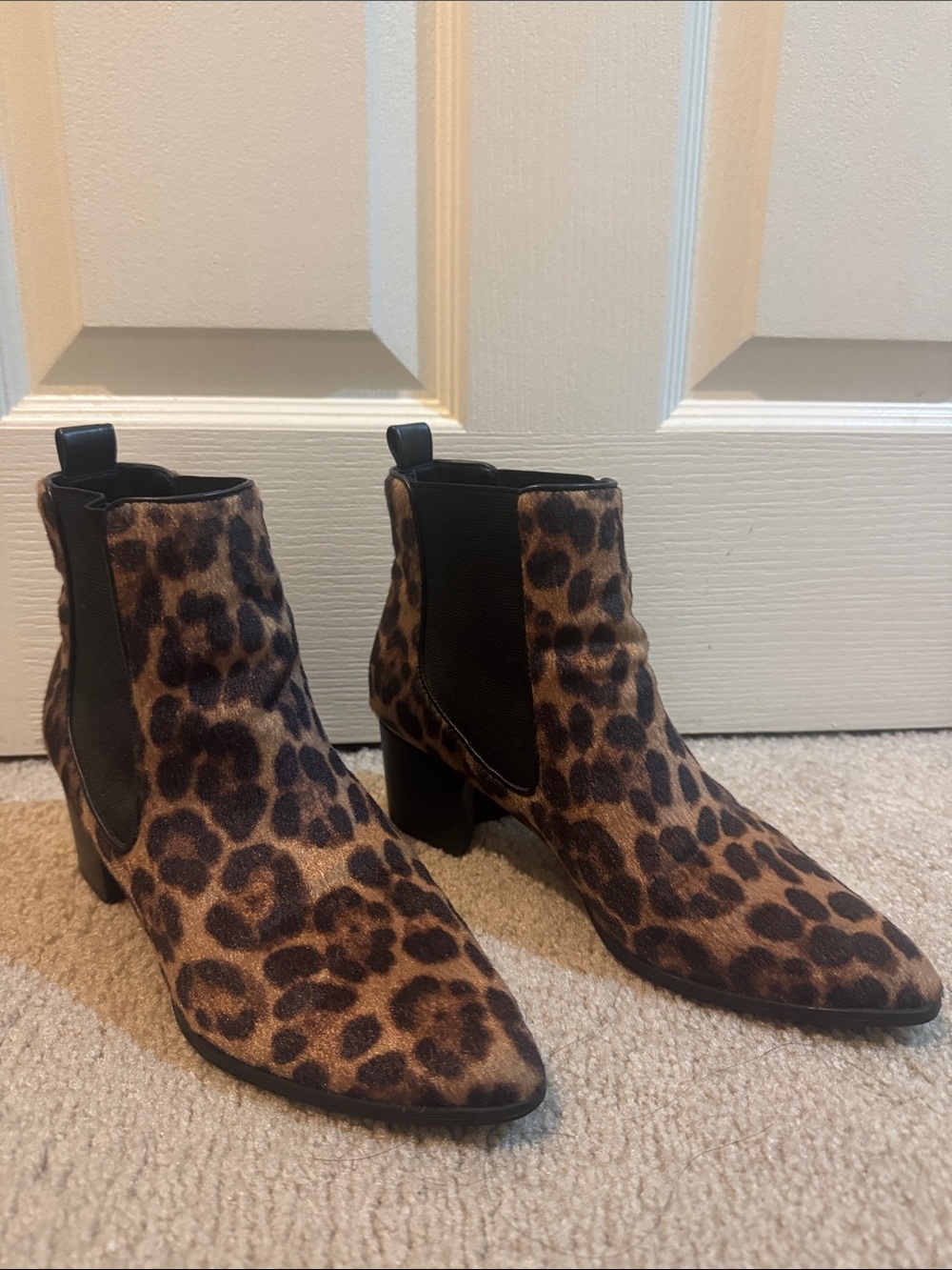 Nine West faux calf hair Leopard Print Chelsea Ankle Boots - Brown/Black used.